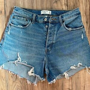 Abercrombie Curve Love High Rise Dad Short